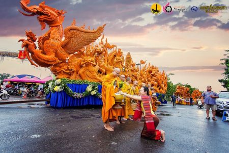 117 ปี งานแห่เทียนพรรษาอุบลราชธานี, อุบล, อุบลราชธานี, เทียน, งานแห่เทียน, งานแห่เทียนพรรษา, เทียนพรรษา, แกะสลักเทียน, แกะสลักเทียนพรรษา, candle